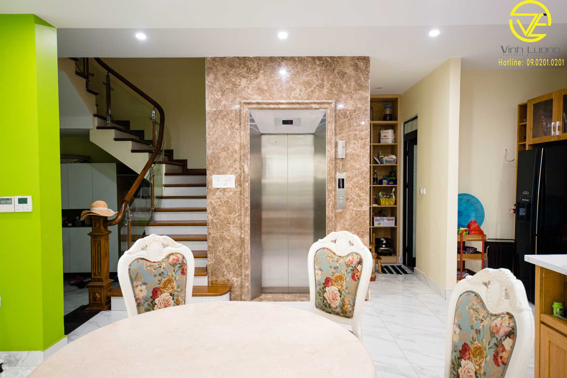 Ảnh Thang Máy Thực Tế Của Chúng Tôi